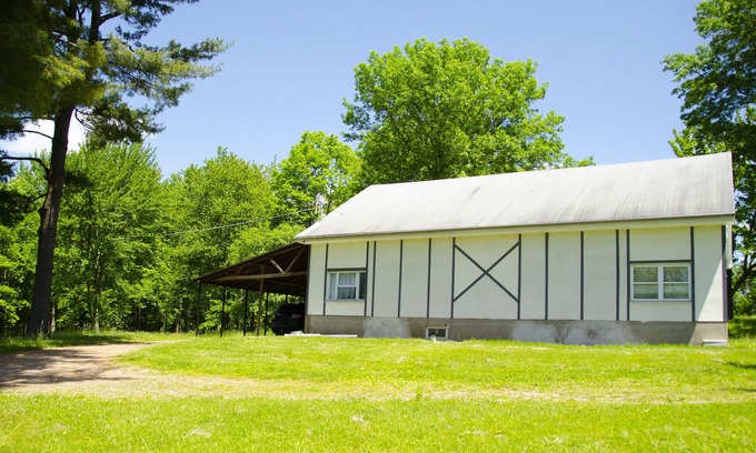 Hopewell Junction Other | Farmhouse on 4 acres pet friendly