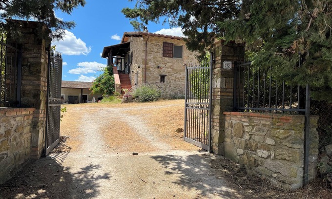 Umbertide House | Farmhouse with incredible view with pool