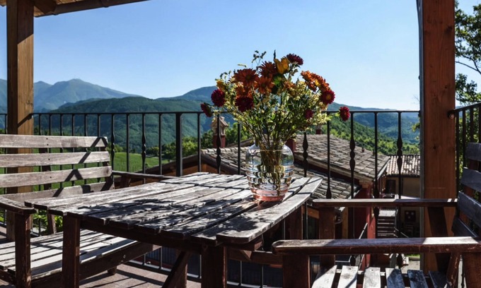 Acqualagna Apartment | Farmhouse with pool immersed in a natural setting of the Montefeltro - 6 -