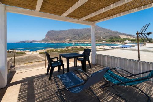 Favignana Apartment | Favignana - Casetta Favonia fronte mare
