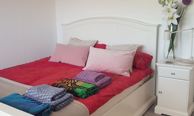 Harrislee Apartment | Feel-good organic accommodation for 1-2 between DK & FL port