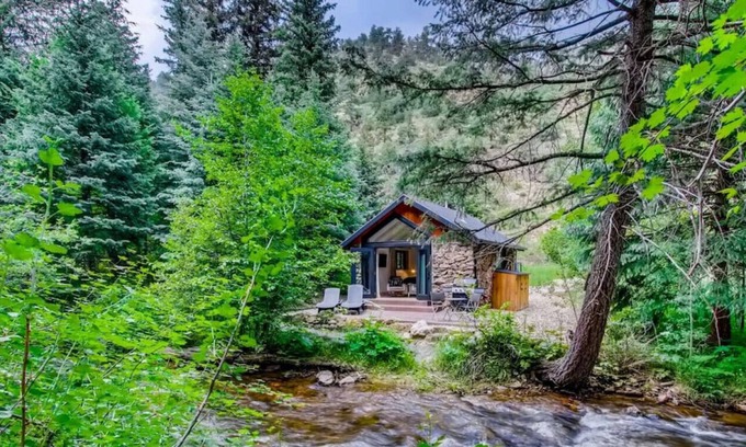 Idaho Springs Cabin | FELDSPAR Minimalist Modern WATERFRONT Cabin