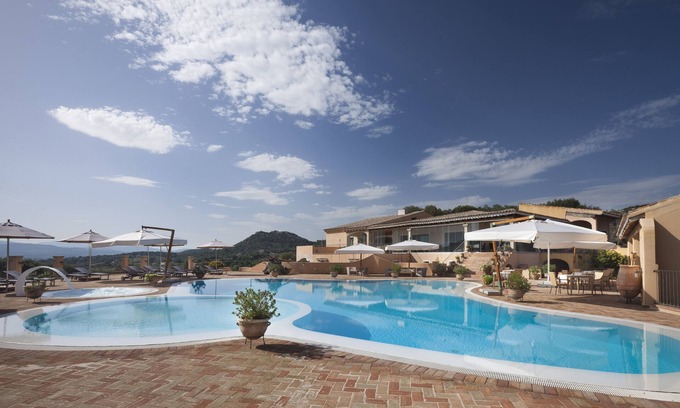 Arzachena Hotel | Felix Hotels - Country Resort Parco Degli Ulivi