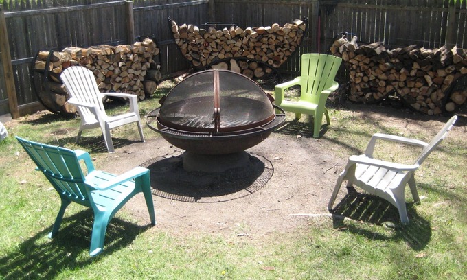 Highland Lakes Cottage | Fenced Yard Private Lakes 7 Beaches Huge Fire Pit
