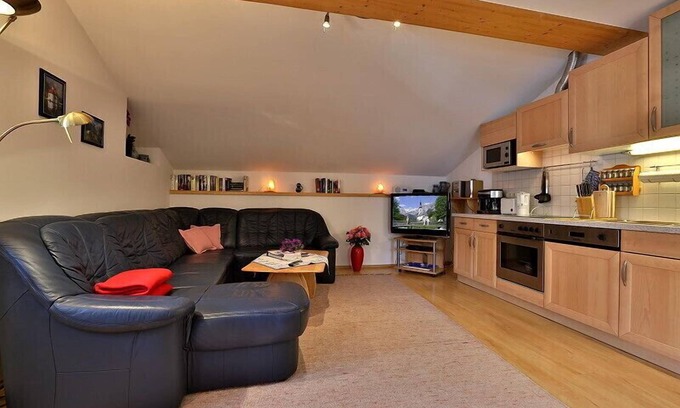 Ramsau Apartment | Ferienwohnung Reiteralpe, 2-4 Personen, 94 qm, Bad+Dusche/WC, Balkon, TV, W-LAN, 2 Schlafzimmer, Nichtraucher, Allergiker
