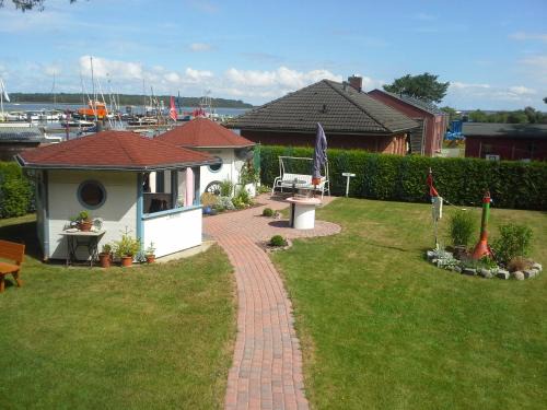 Barhoft Apartment | Ferien- und Anglerdomizil Beese