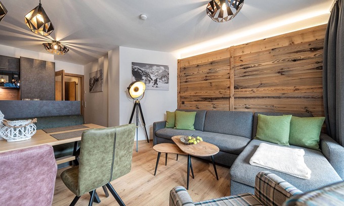 Viehhofen Apartment | Ferienapartment Alpine Superior - Alpenparks Apartment & Ferienresort Rehrenberg