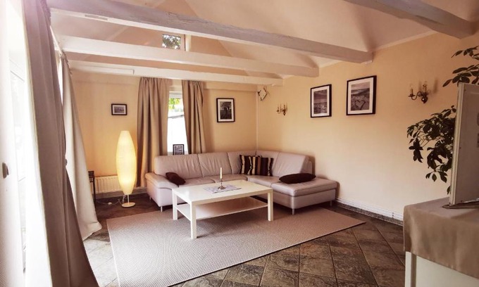 Tarnewitz Apartment | Ferienbungalow Kastanie