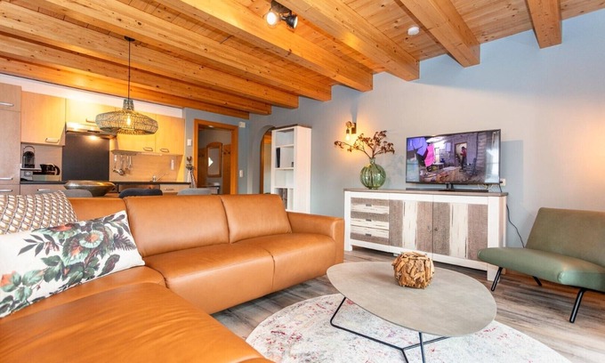 Fieberbrunn Apartment | Feriendorf-Wallenburg/6-person holiday apartment with balcony