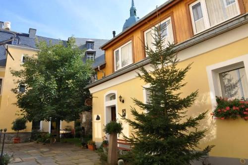 Annaberg-Buchholz House | Ferienhaus Auf Zwei Etagen Im Historischen Stadtkern