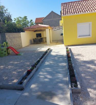 Pridraga House | Ferienhaus Karlo