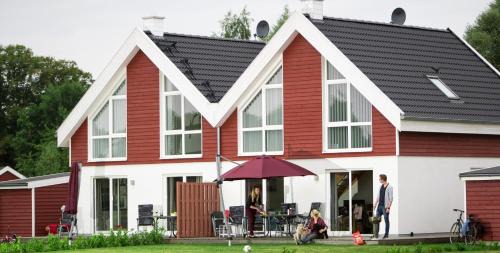 Nordhorn House | Ferienhaus Nordhorn - Haus Am See