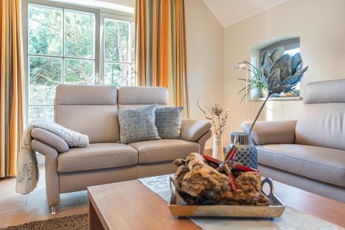 Stubbenfelde House | Ferienhaus Strandgut - Reetdachhaus in Strandnähe