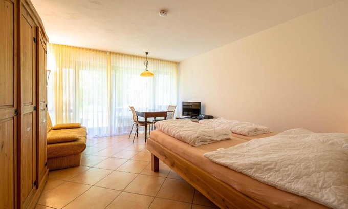 Immenstaad am Bodensee Apartment | Ferienwohnpark Immenstaad am Bodensee Ein-Zimmer-Apartment 49 03