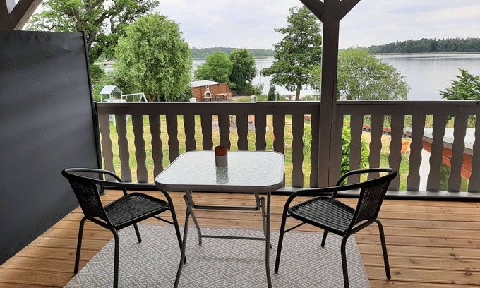 Krakow am See Apartment | Ferienwohnung 8 Seeblick/Balkon - NEU Ferienpark Blechernkrug