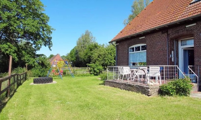 Wittmund Apartment | Ferienwohnung Alte Grundschule Berdum 1