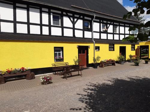Frankenberg Apartment | Ferienwohnung auf dem Land