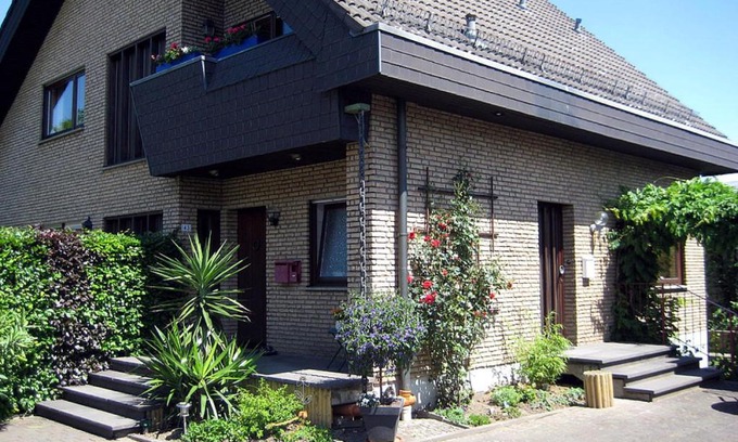 Rhein-Erft-Kreis District Apartment | Ferienwohnung Brühl Zentral