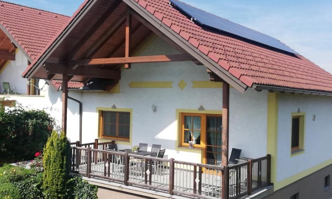 Waldenstein Apartment | Ferienwohnung Fuchs