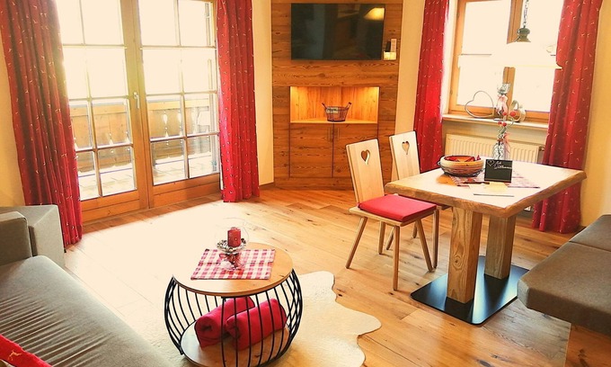 Blindau Apartment | Ferienwohnung "Geigelstein" - Zwei-Raum-Wohnung 43m² mit Balkon und Bergblick