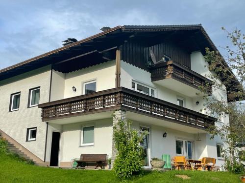Pinsdorf Apartment | Ferienwohnung ,Hoizmann`