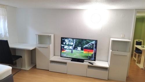 Friedberg Apartment | Ferienwohnung in Friedberg für max 9 Personen im UG