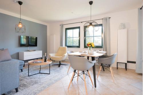 Neuhaus Apartment | Ferienwohnung Lee Ost 2 1