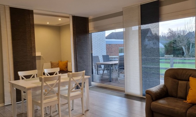 Borkum Apartment | Ferienwohnung Loppersum