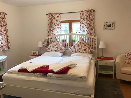 Schliersee Apartment | Ferienwohnung Magdalena - ruhig, zentral, schöne Sonnenterrasse
