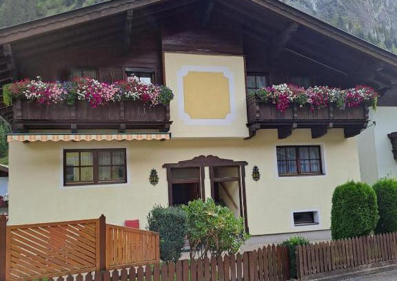Huettschlag Apartment | Ferienwohnung Rohrmoser mit 2 Schlafzimmern