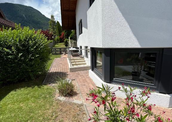 Obsteig Apartment | Ferienwohnung Schennach