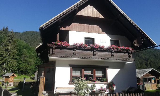 Gosau Apartment | Ferienwohnung Schmaranzer