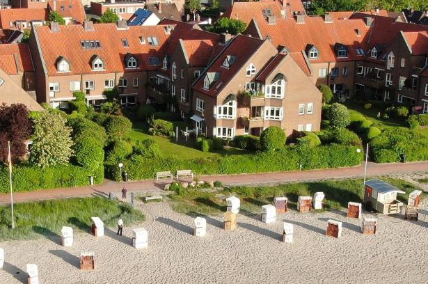 Eckernfoerde Apartment | Ferienwohnung Strandhüpfer - direkt am Meer