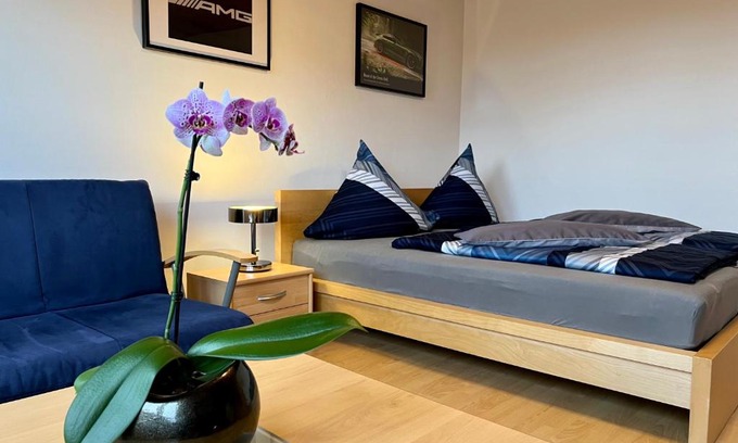 Herresbach Apartment | Ferienwohnung Terrasse Parkplatz WallBox Nürburgring