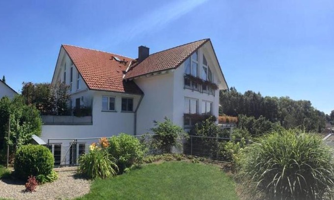 Schienen Apartment | Ferienwohnung Vestner