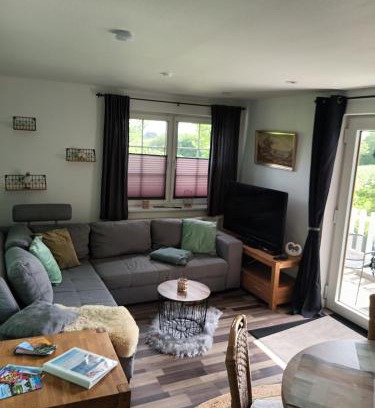 Scheggerott Apartment | Ferienwohnung Wiesenblick