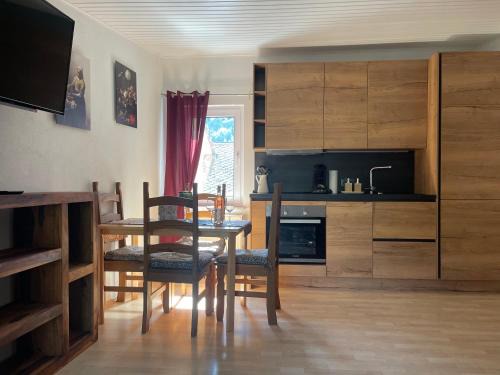 Enkirch Apartment | Ferienwohnung Zum Herrenberg