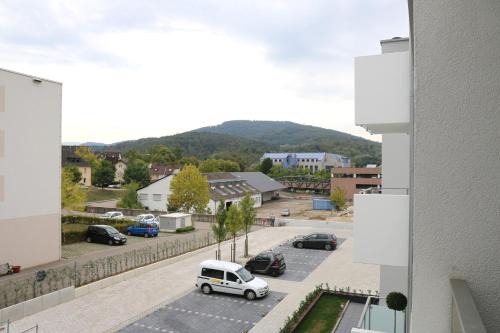 Oos Apartment | Ferienwohungen Akwant