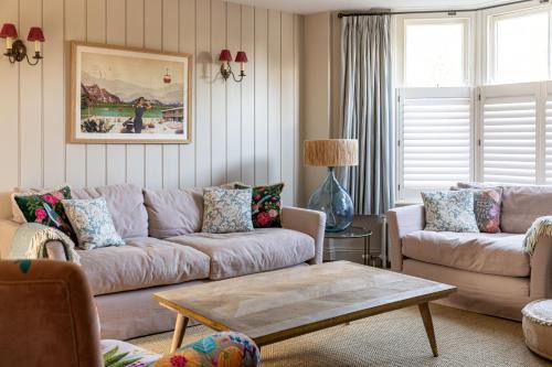 Evershot House | Fern House