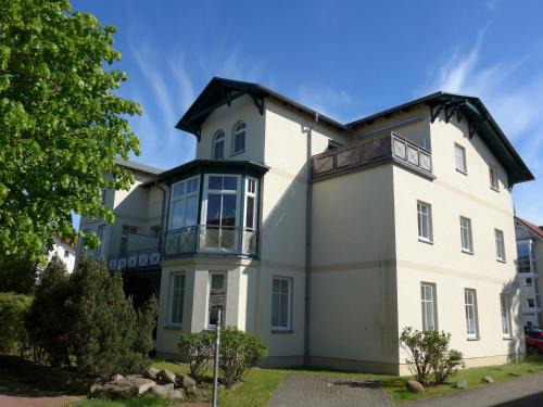 Seeheilbad Graal-Muritz Apartment | Fewo Ankerkette - Villa Victoria