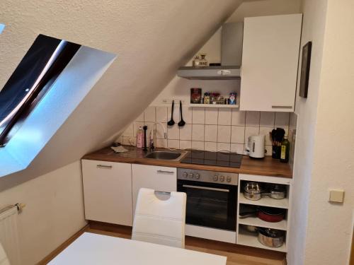 Plauen Apartment | FeWo WIEKO Plauen Leibnizstr. H1, DG links