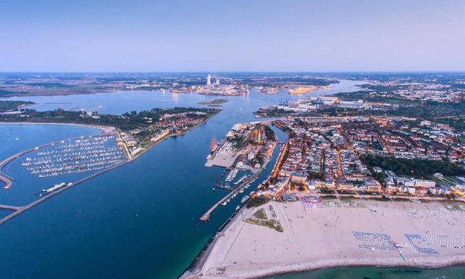 Hohe Dune Apartment | FH at the marina, Duenenzauber