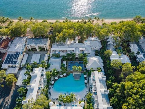 Palm Cove Apartment | Fig Oasis—Poolside Resort Living at The Beach Club