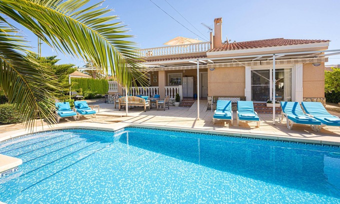 Hoya de los Patos Villa | Finca Agapito (6p) with pool in Alicante