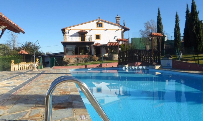 Parbayon House | Finca "Casa El Molino" with its own swimming pool