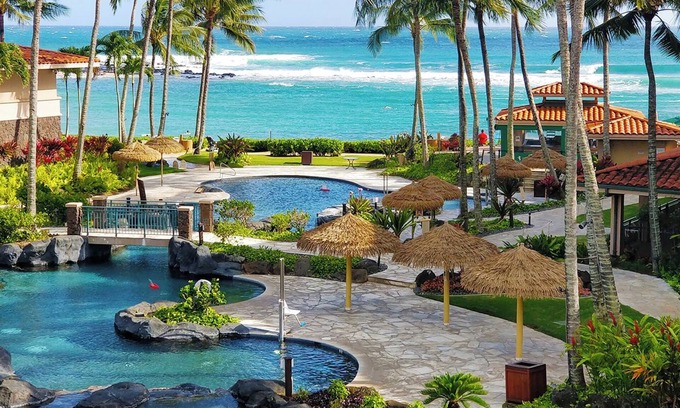 Poipu Resort | 𝐅𝐢𝐧𝐝𝐢𝐧𝐠 𝐌𝐞𝐢𝐥𝐢 Beach Fun at Waiohai Club+Resort Amenities Included