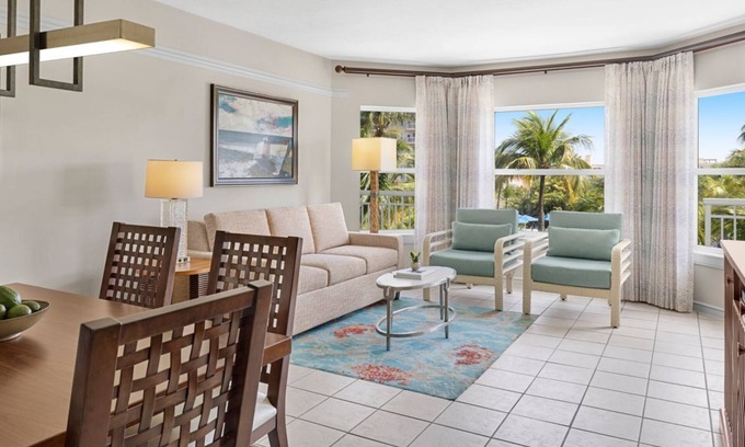 Opal Resort | ๐
๐ข๐ง๐๐ข๐ง๐ ๐๐๐ข๐ฅ๐ข Beachfront Surf Club Resort + Amenities Included. 2BR