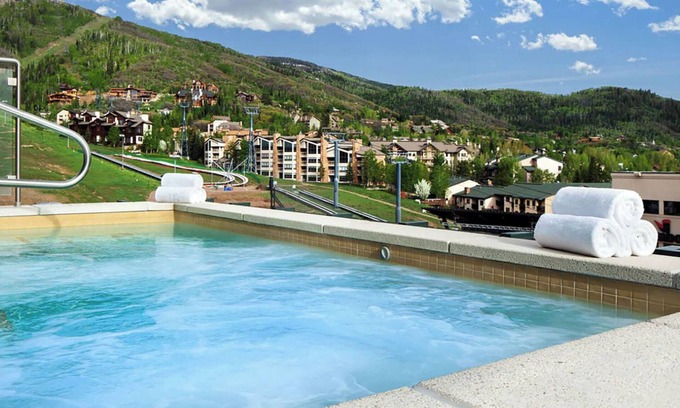 Steamboat Springs Resort | π
π’π§ππ’π§π πππ’π₯π’'s Luxury SKI-IN/SKI-OUT Resort+Amenities. Studio