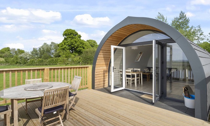 Hertford Ski Chalet | Finest Retreats | The Highland Camping Pod