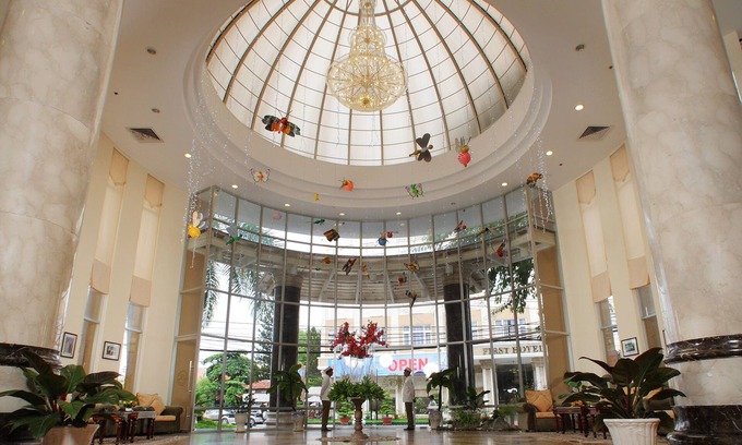 Tan Binh Hotel | First Hotel